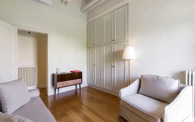 Aerides 3 Luxury Suites - photo 2