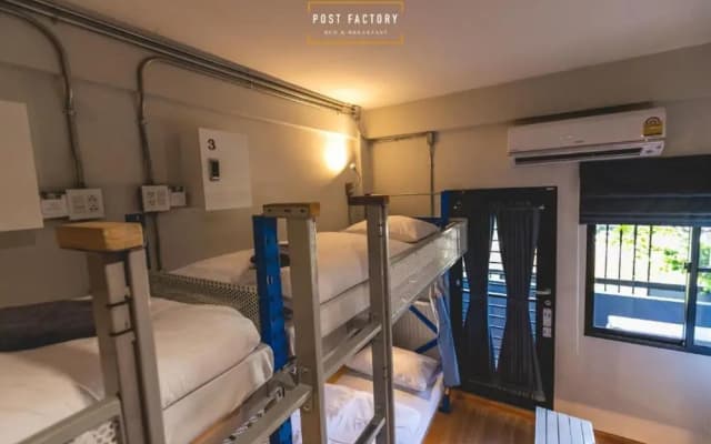 Post Factory Bed & Breakfast Sathorn Hostel - Adults Only - photo 2