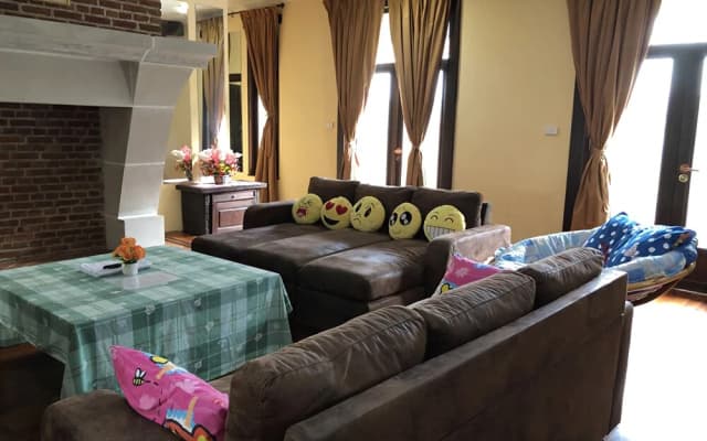 Baan White House - photo 2