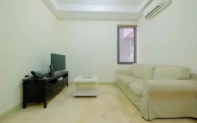 Relaxing 1BR Apartment at L'Avenue Pancoran By Travelio - photo 2