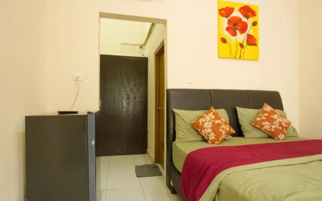 Seminyak Point Guest House - photo 3