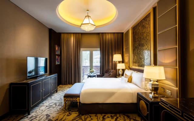 Ezdan Palace Hotel - photo 5