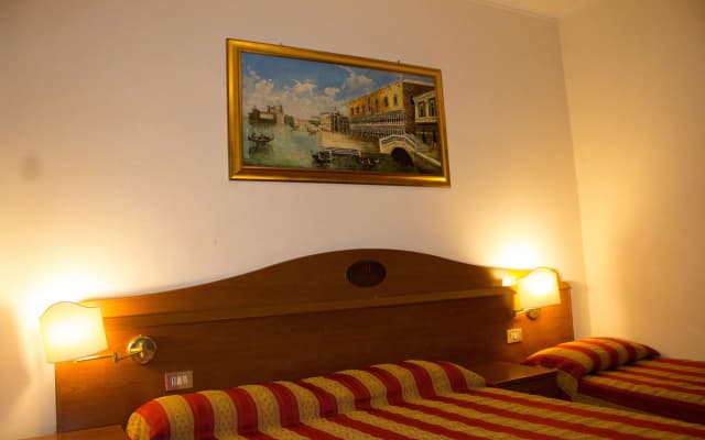 Hotel Tito - photo 4
