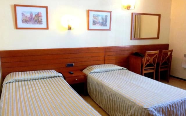 Hotel Toledano Ramblas - photo 4