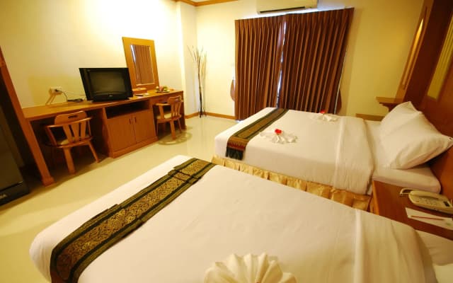 Embryo Hotel - photo 4
