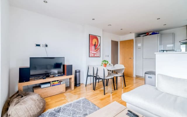 Modern Bermondsey Apartment - photo 3