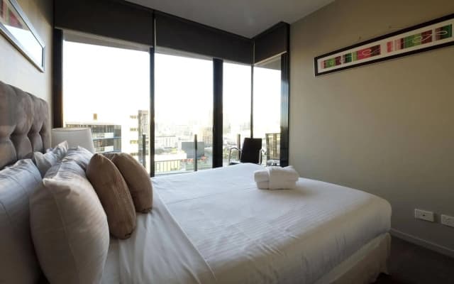 Docklands Prestige Apartments - photo 4