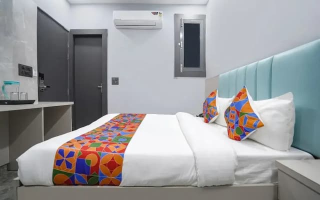 FabHotel The Royal - photo 3