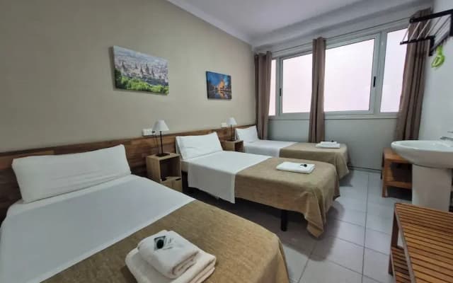 Hostal Elkano - photo 5