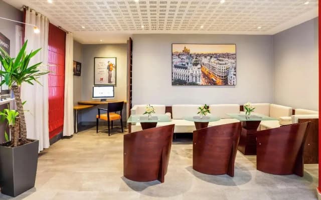 ibis Madrid Calle Alcala - photo 2