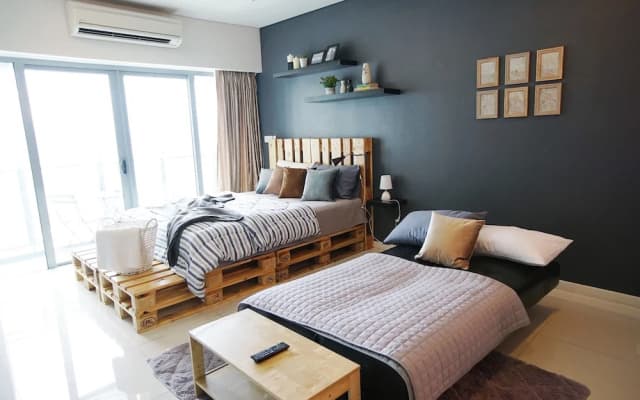 Mercu Summer Studio Suites - photo 3
