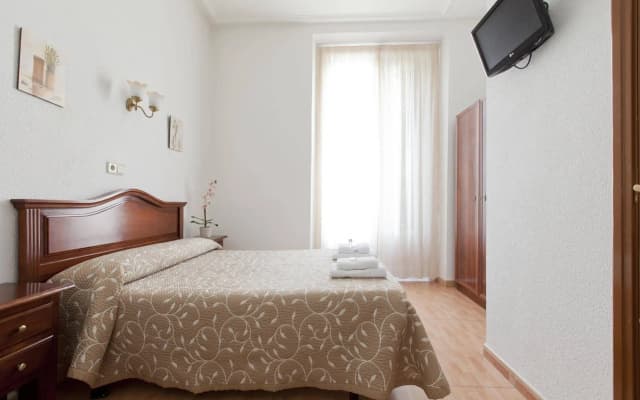 Hostal Condestable - photo 5
