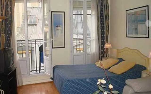 Quartier Latin (2) Apartment - photo 3