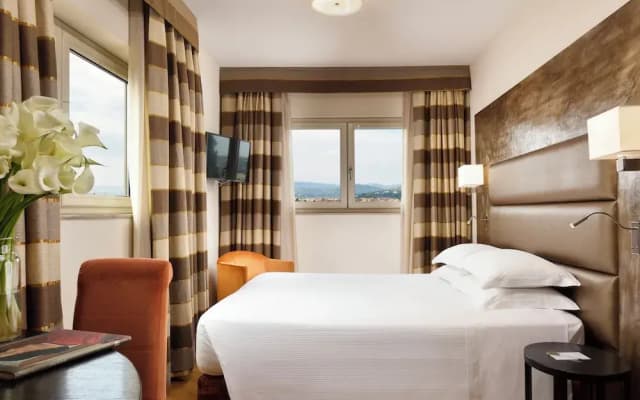 FH55 Med Executive Hotel - photo 3