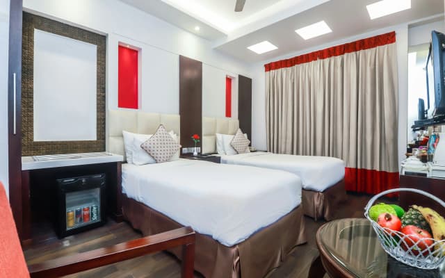 Hotel Grand Godwin - photo 3