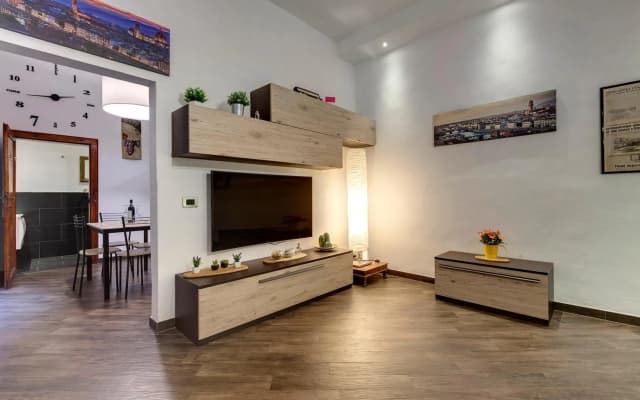 Geppi's Apartments - photo 2