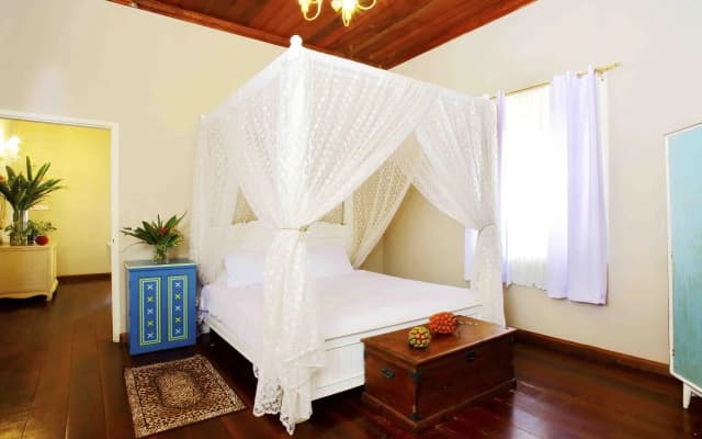 Villa Danialla Beach Resort - photo 3
