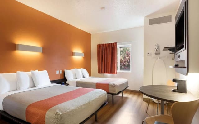 Motel 6 Orlando, FL - International Dr - photo 4