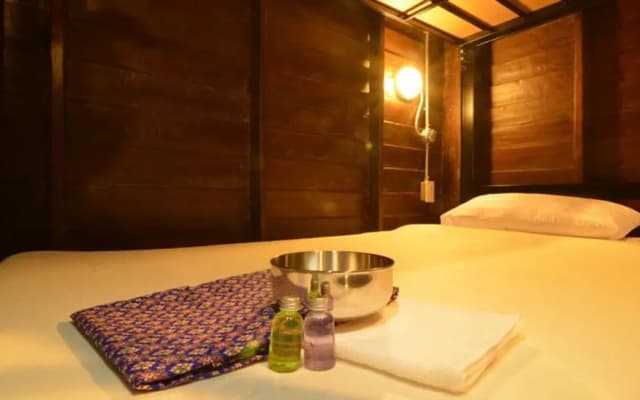 La Moon Hostel - photo 2