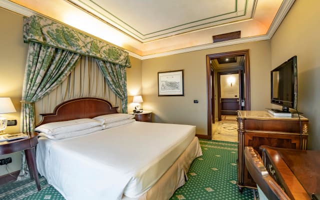 River Château Hotel - photo 3