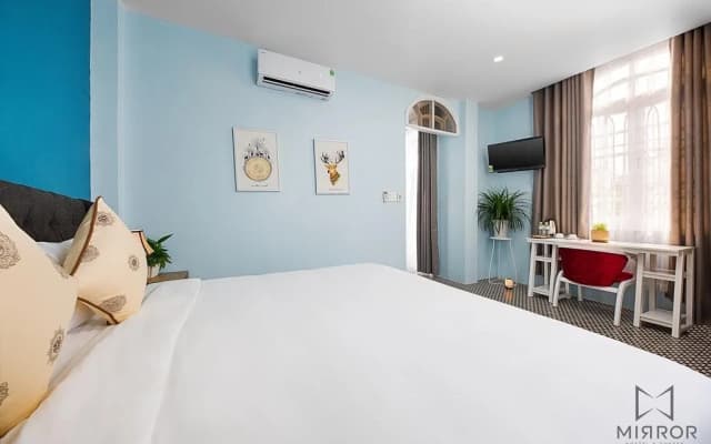 The Mirror Danang Hostel - photo 4