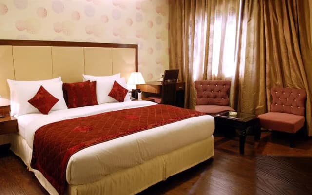 LIV INN Patel Nagar - photo 5