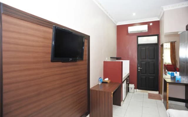 Airy Legian Dewi Sri Satu 14 Kuta Bali - photo 5
