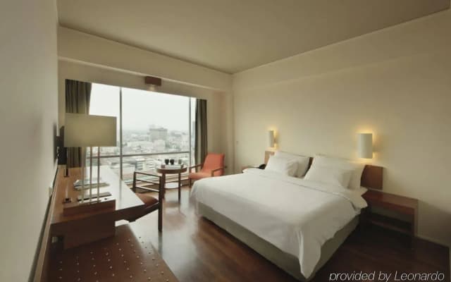 Mövenpick Hotel Jakarta City Centre - photo 5