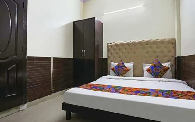Fabhotel The Lazeez - photo 3