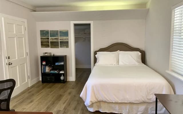Cozy Coconut Grove Studio - photo 4