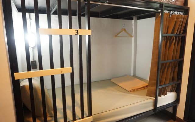 Feel Good Bangkok Hostel - photo 5