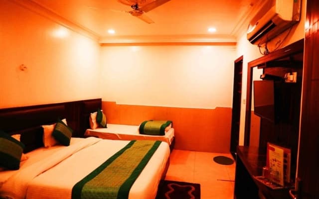 Hotel Kumar Palace - photo 5