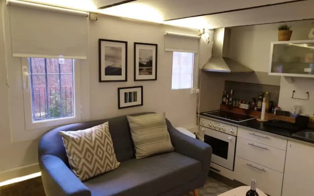 New Studio Just Renovated Center BCN - photo 2
