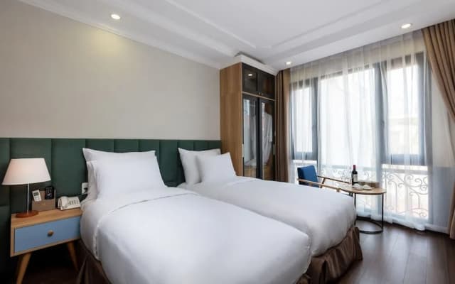 Panda Hotel - photo 3