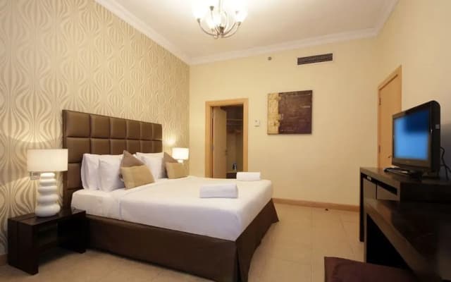 Private Beach Shoreline Luxurious Apartment - photo 3