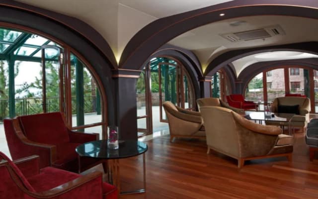 The Chateau Spa & Wellness Resort - photo 2