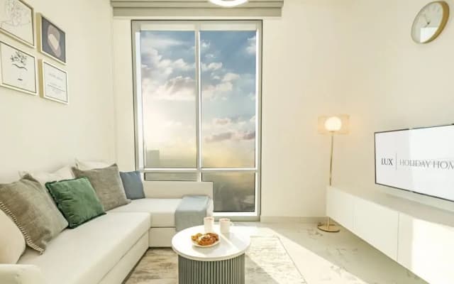 LUX The Elegant Residence Amna Tower - photo 4