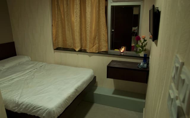 Blue Sky Hotel - photo 4