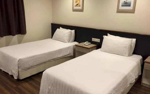 Lai Lai Hotel - photo 5