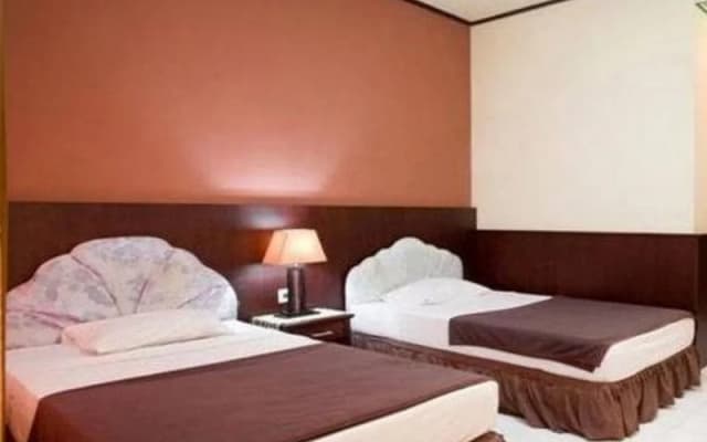 Dayu Hotel Kuta - photo 2