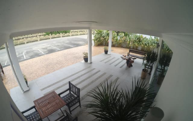 Lulu Hotel - photo 5
