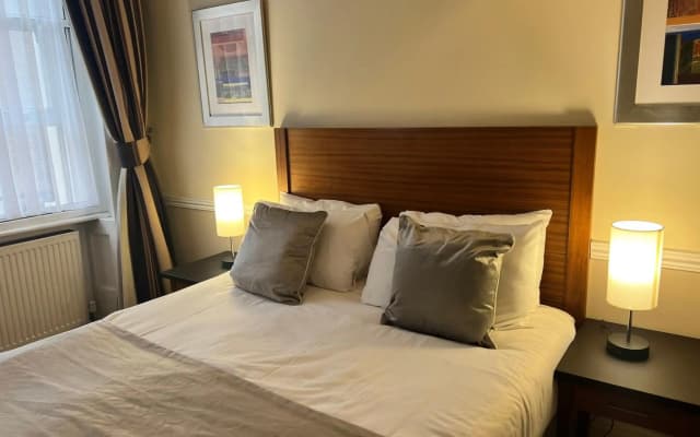 Hotel Cavendish - photo 4