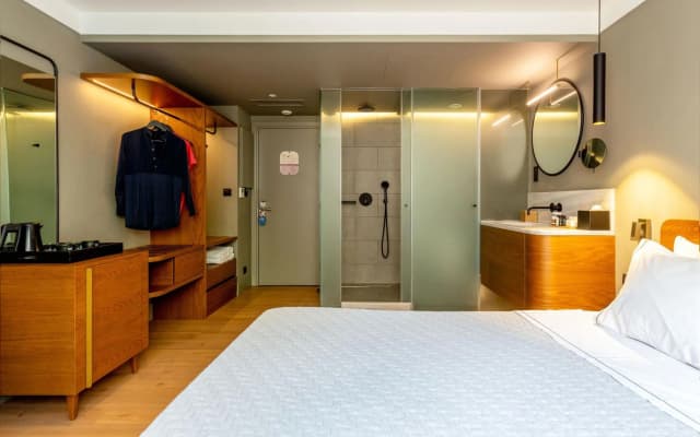 Bob W Eolou Hotel - photo 4