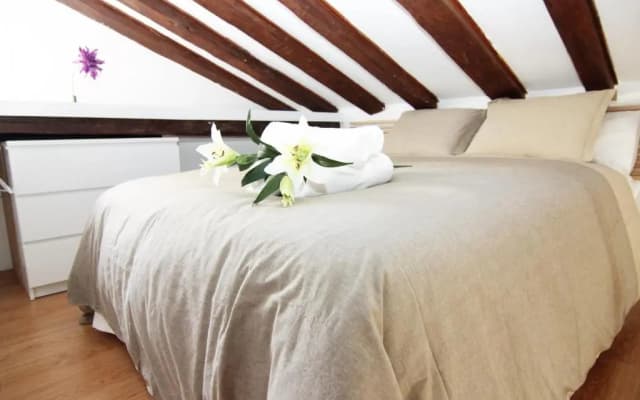Apartamento atico en Puerta del Sol - photo 5