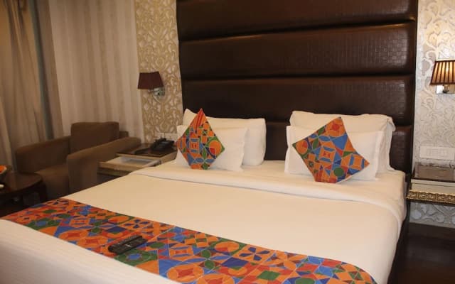 THE J K Hotel C R Park - photo 5