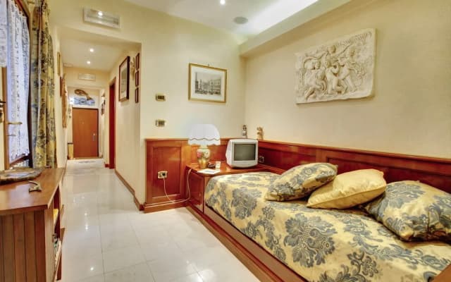 Regina Elena Apartment - photo 3