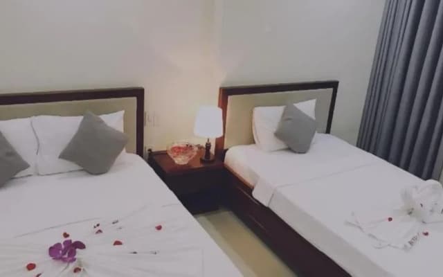 4H Hotel - photo 3
