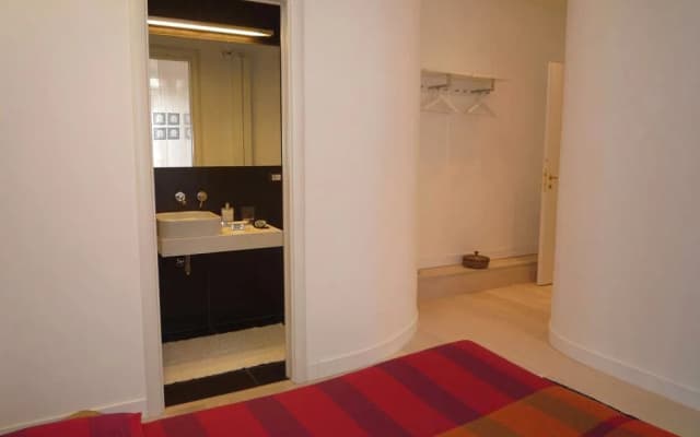 Center 2 Rooms - photo 2
