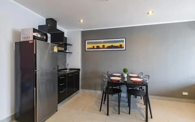 Modern Condo - 1BR T1 -501 - photo 4