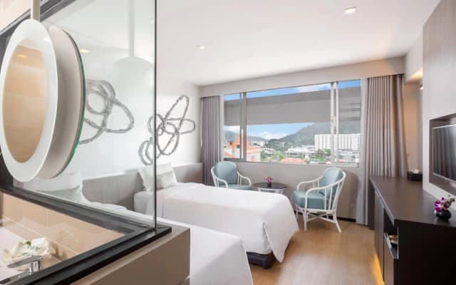 Pearl Hotel Phuket - photo 3